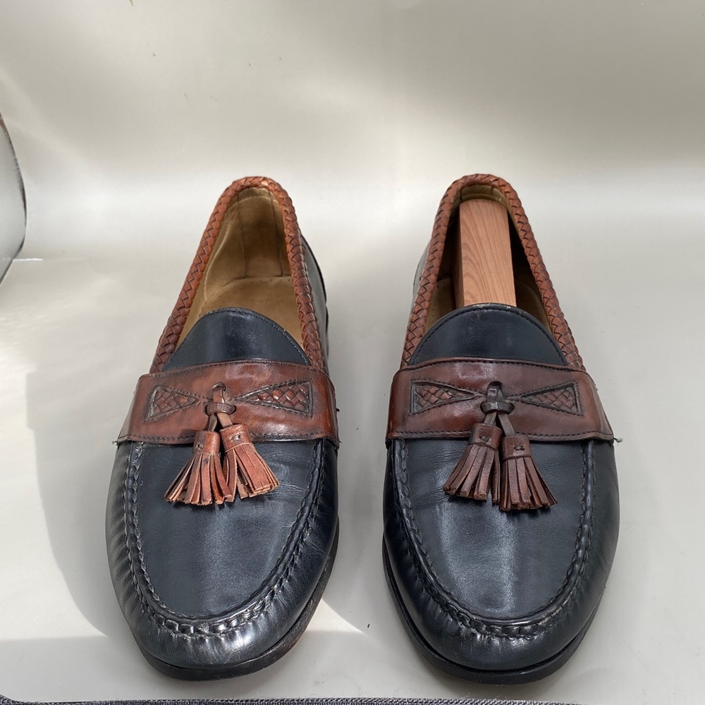 Allen Edmonds Maxfield Men's Leather Loafers with Tassels (LOT 407)